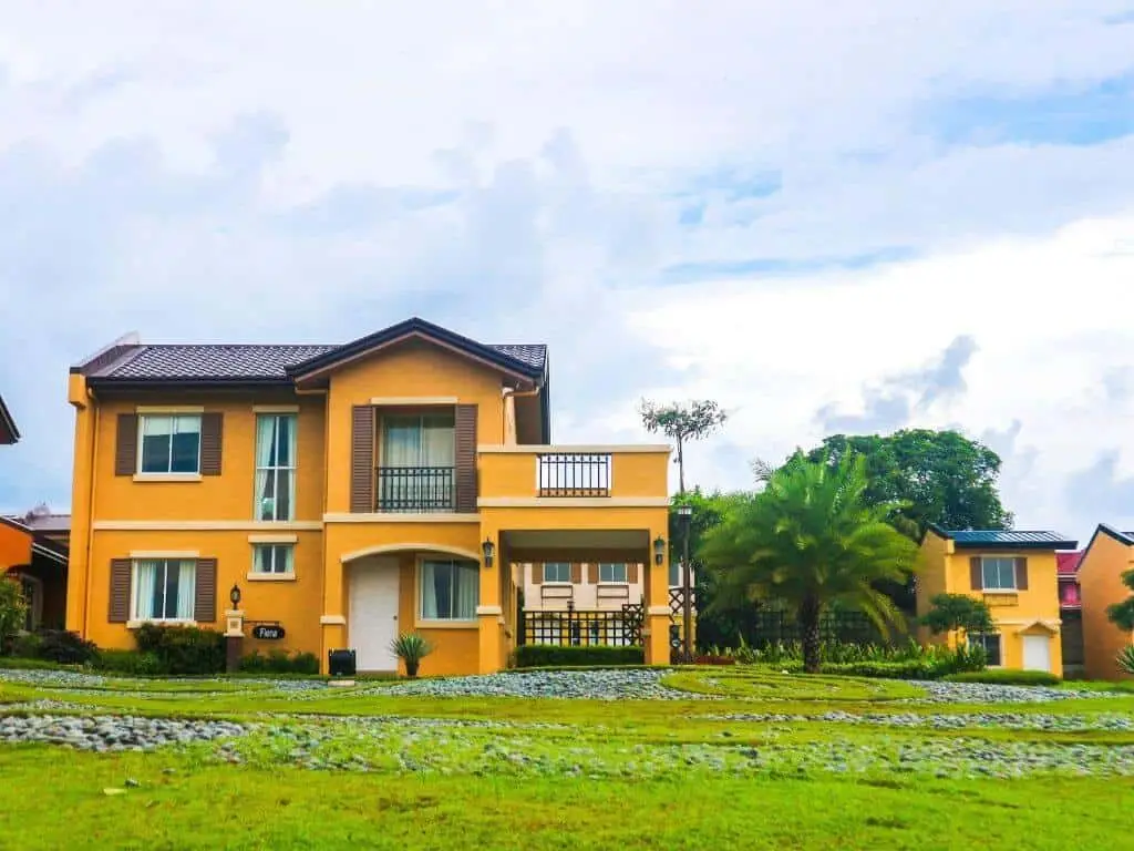 Camella Taal photo 4