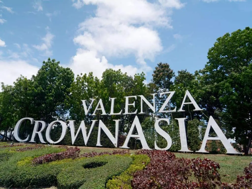 Valenza photo 2