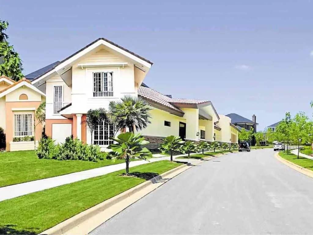 Lot For Sale In Acropolis Loyola photo 1