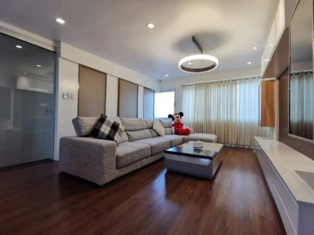 68 Roces photo 3
