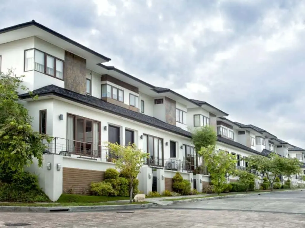 6 Bedroom For Sale In Pristina North Residences photo 1