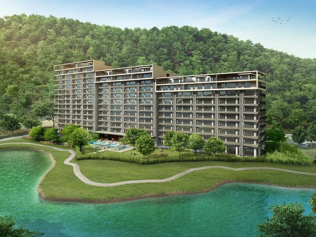 Freia at Pico de Loro photo 2