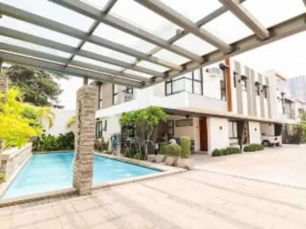 Mariposa Villas Quezon City photo 2