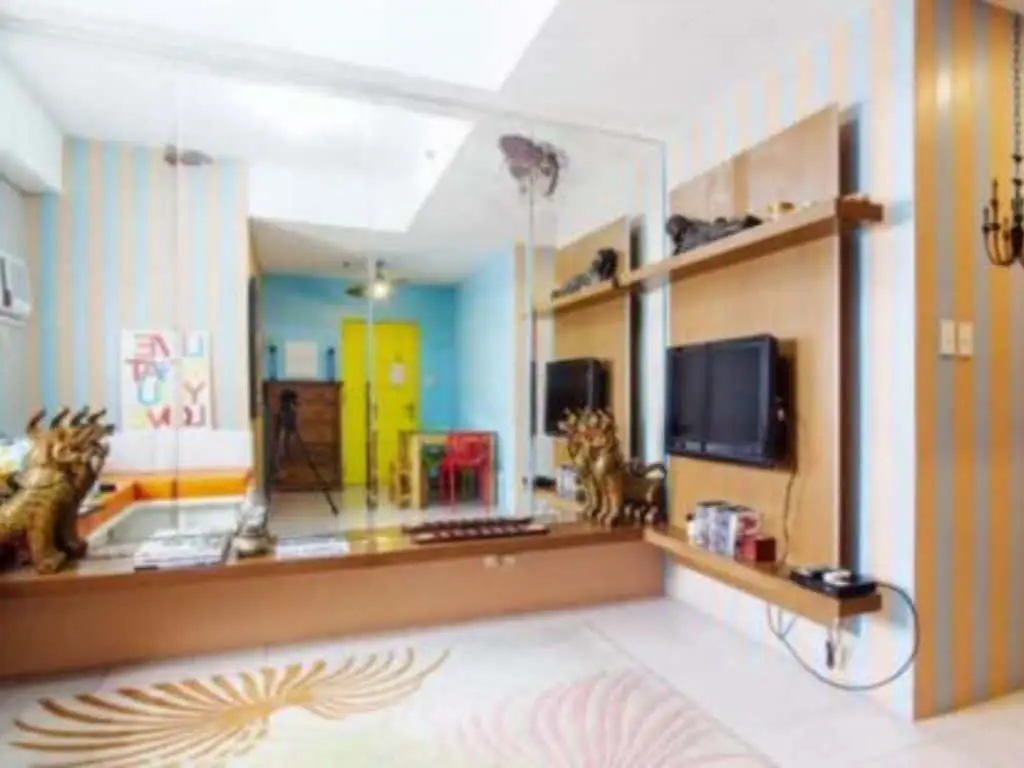 The Persimmon Condominium photo 3