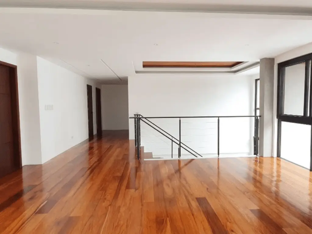5 Bedroom For Sale in Ayala Heights Village photo 11