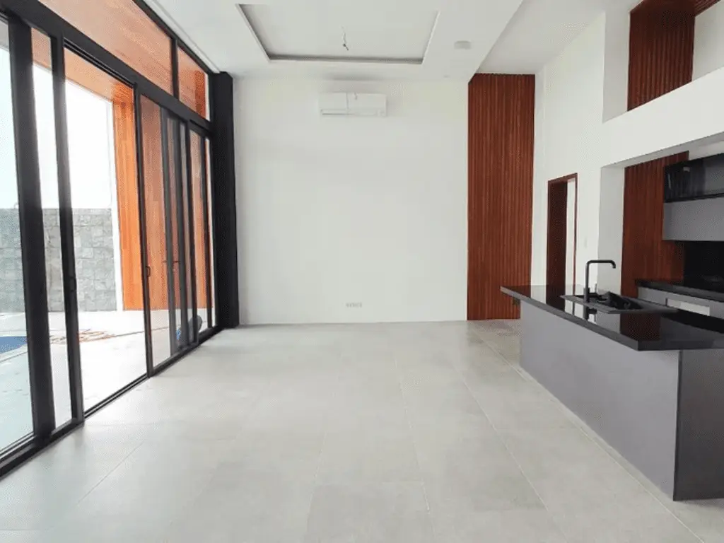 5 Bedroom For Sale in Ayala Heights Village photo 12