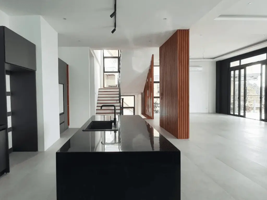 5 Bedroom For Sale in Ayala Heights Village photo 20
