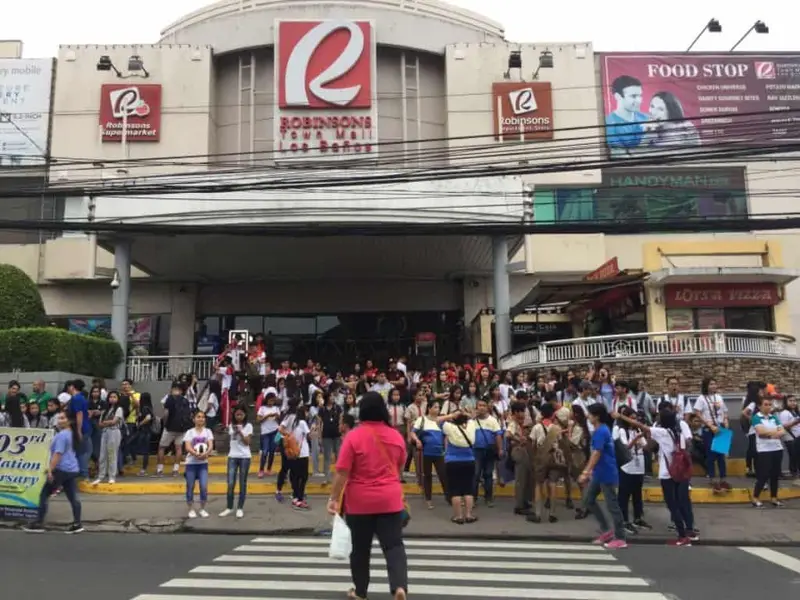 Robinsons Town Mall Los Baños