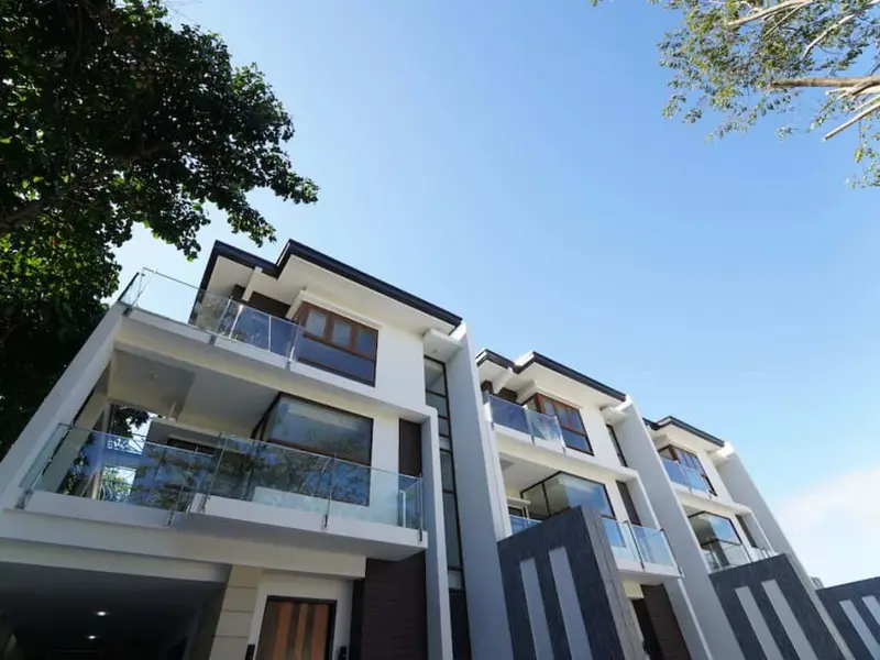 4 Bedroom For Sale in Alpha Ridge