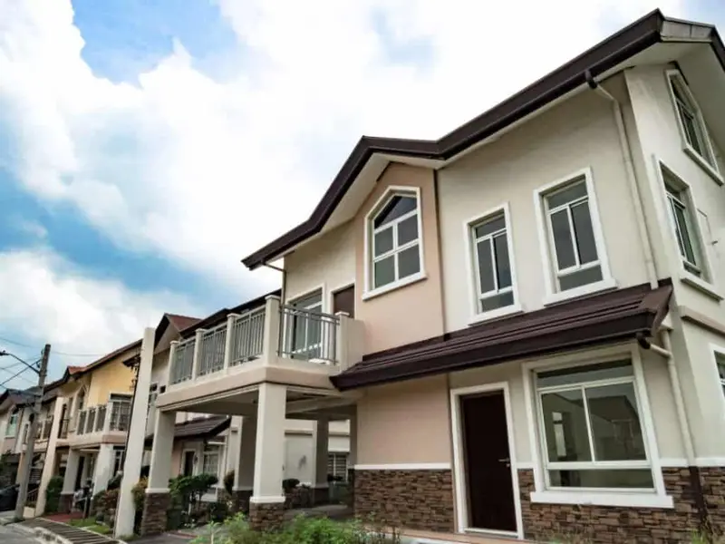 4 Bedroom For Sale in West Wing Villas