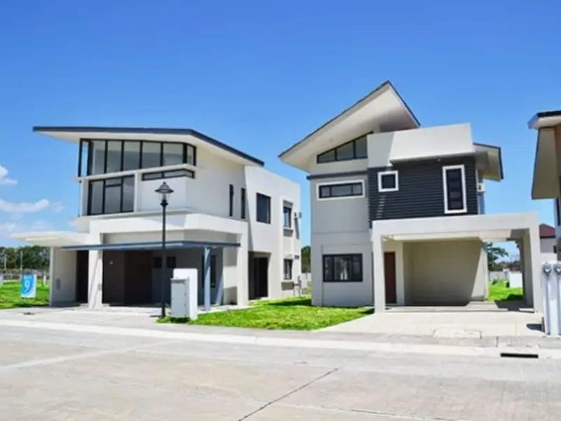 Eton City