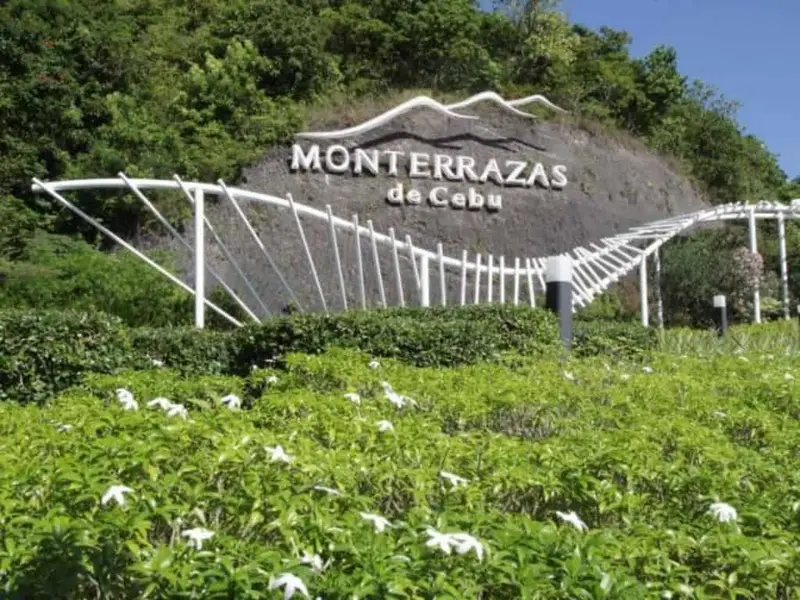 5 Bedroom For Sale in Monterrazas De Cebu