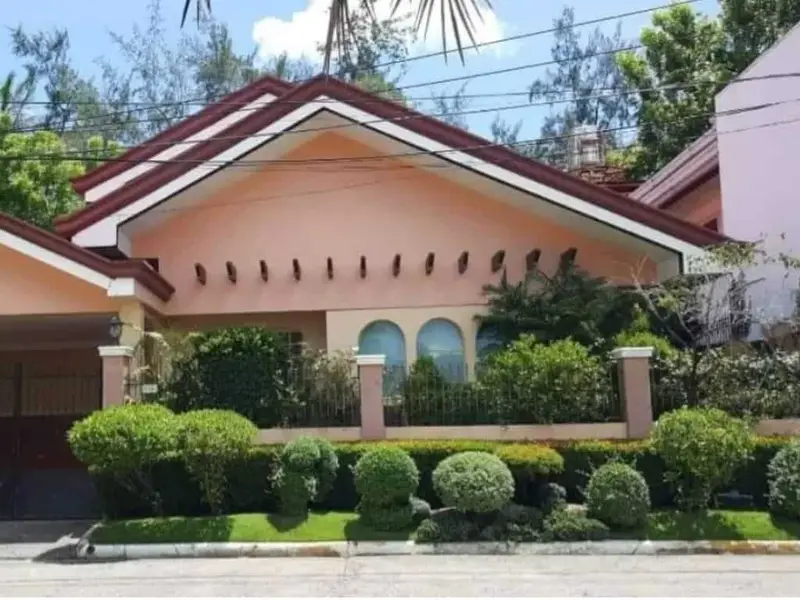 3 Bedroom For Sale In Gentle Breeze Subdivision