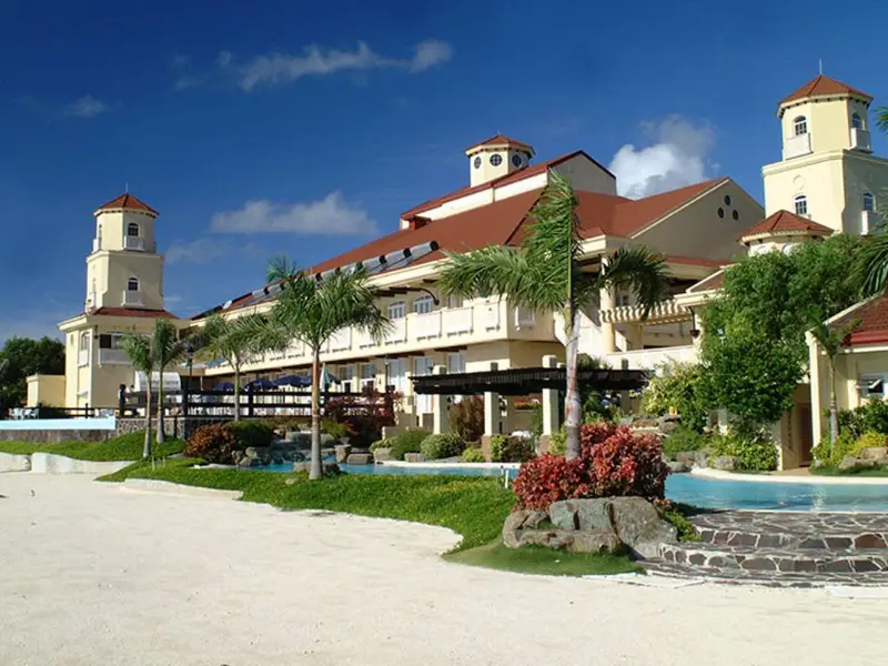 Vistamar Resort