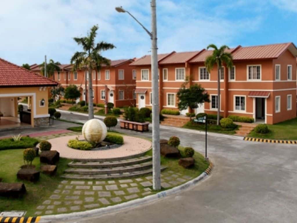 Camella Carson by Vista Land Molino III, Bacoor Lionunion