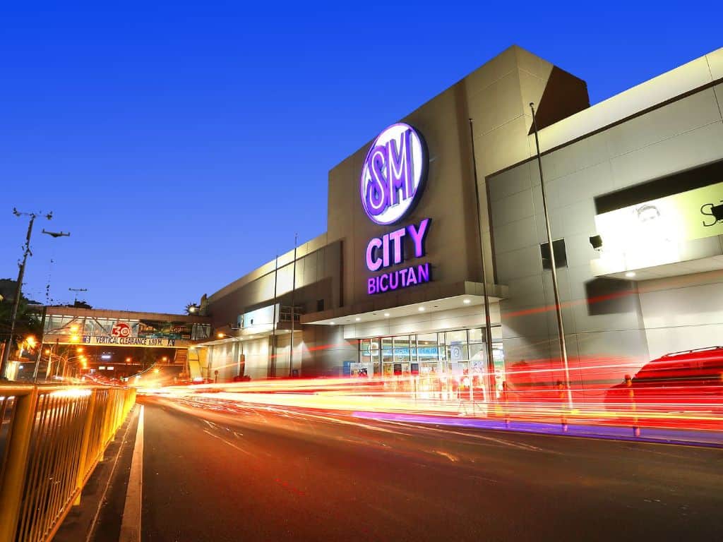 SM City Bicutan Parañaque, Metro Manila Lionunion SM City Bicutan Parañaque, Metro Manila Lionunion