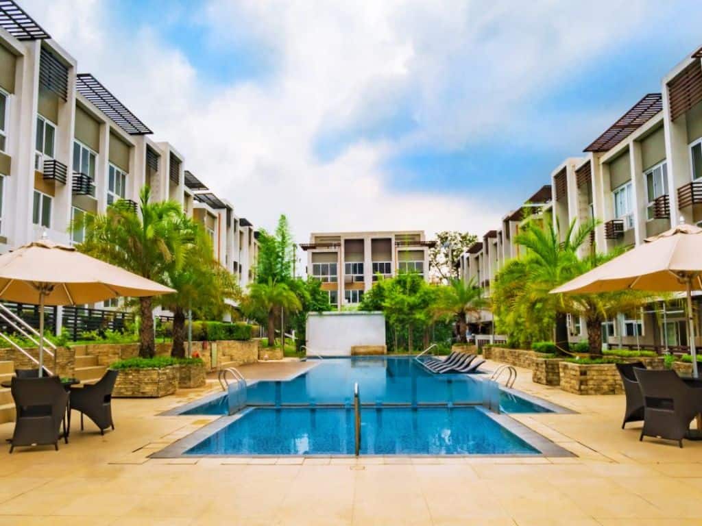 68 Roces by ETON Properties - Diliman, Quezon City | Lionunion