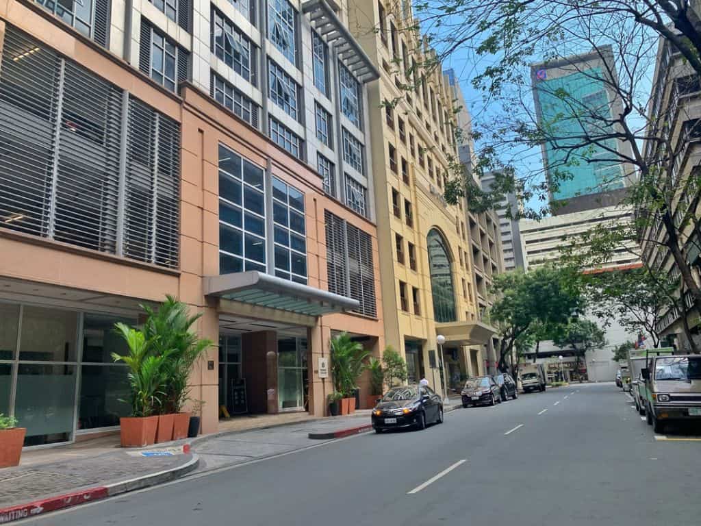 Greenbelt Excelsior by Megaworld Corporation Legazpi Village, Makati Lionunion