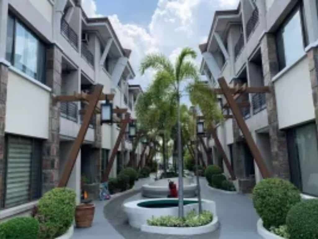 Casa Verde Townhomes by RLC Residences Ortigas, Pasig Lionunion
