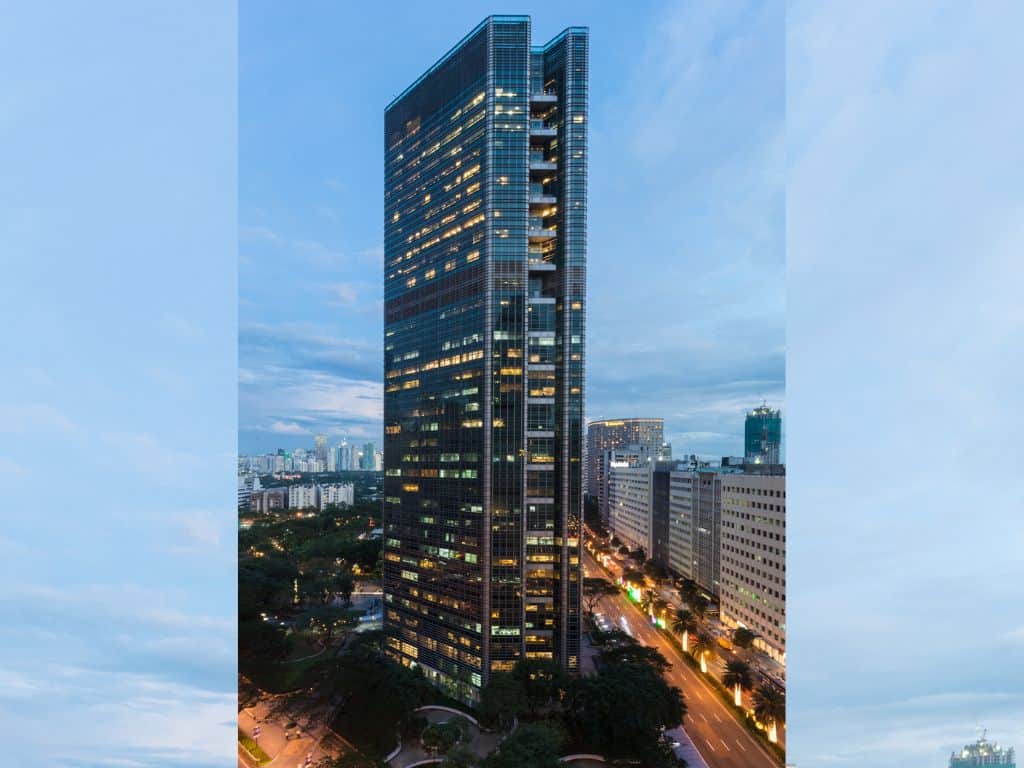 Tower One & Exchange Plaza by Ayala Land Offices Ayala Avenue, Makati