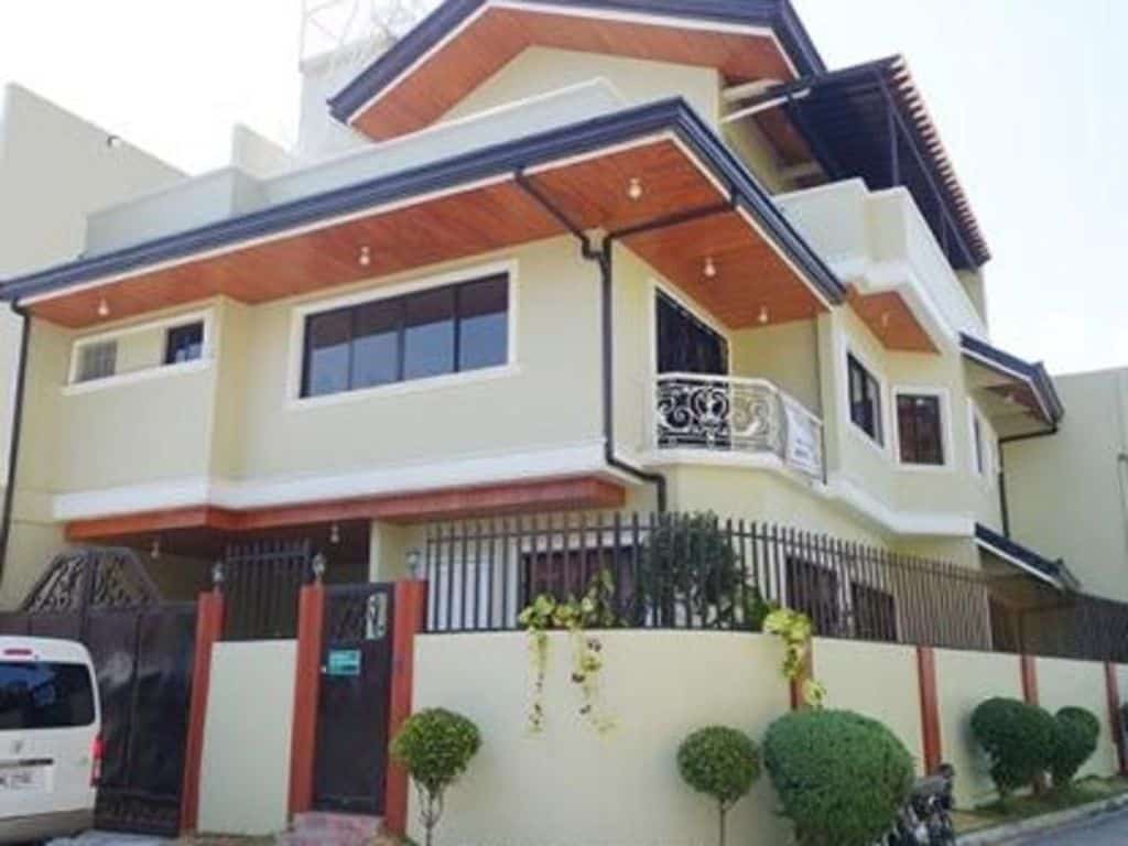 Espina Village Capitol Site, Cebu City Lionunion