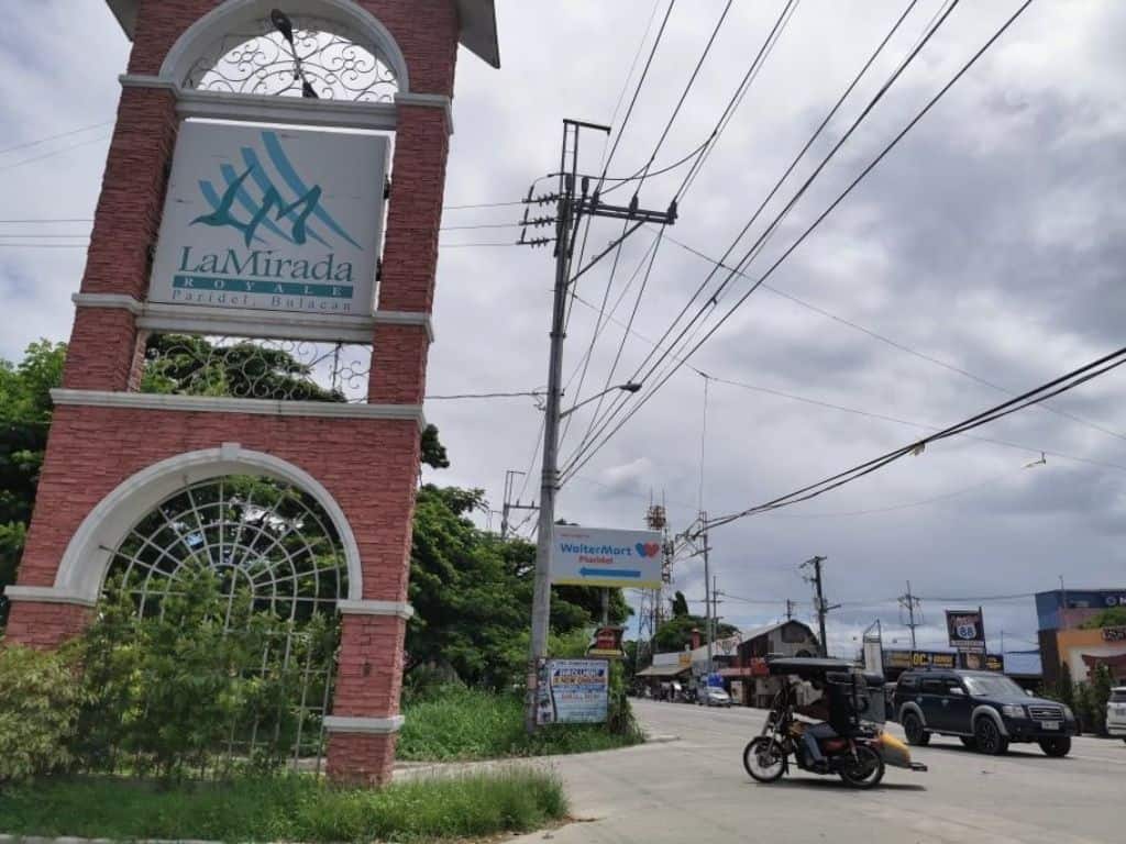 La Mirada Royale Banga I, Plaridel Lionunion