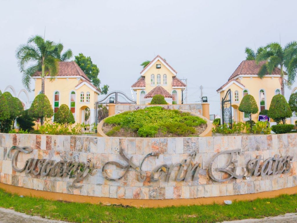 Tuscany North Estates by Hausland Development Corporation Burot
